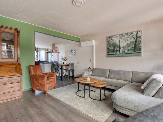 Regulus 36, Hoogeveen