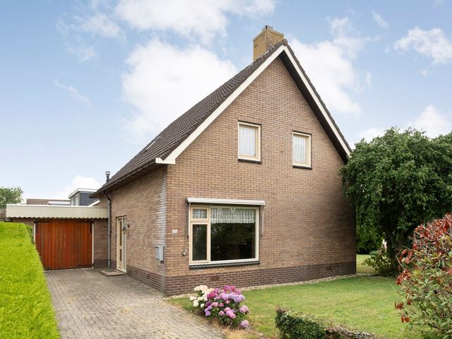 Zwarte Dijk 29a, Lutten