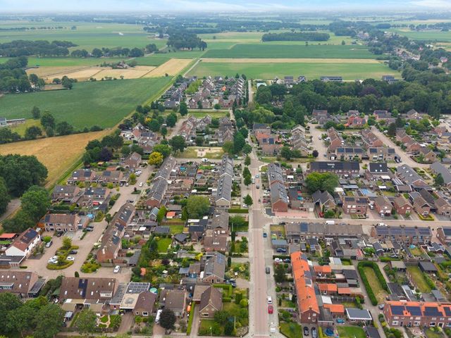 Zwarte Dijk 29a, Lutten