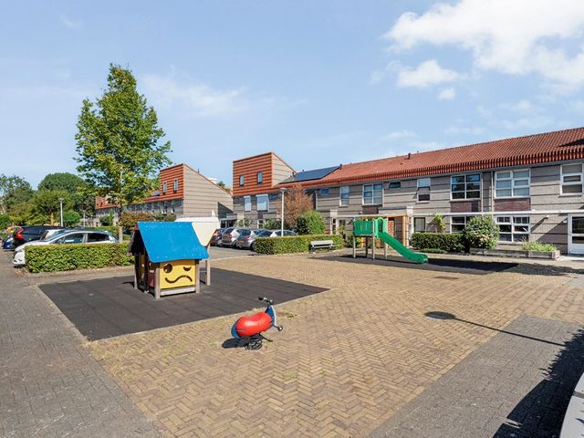 Zomertalinghof 22, Zwolle