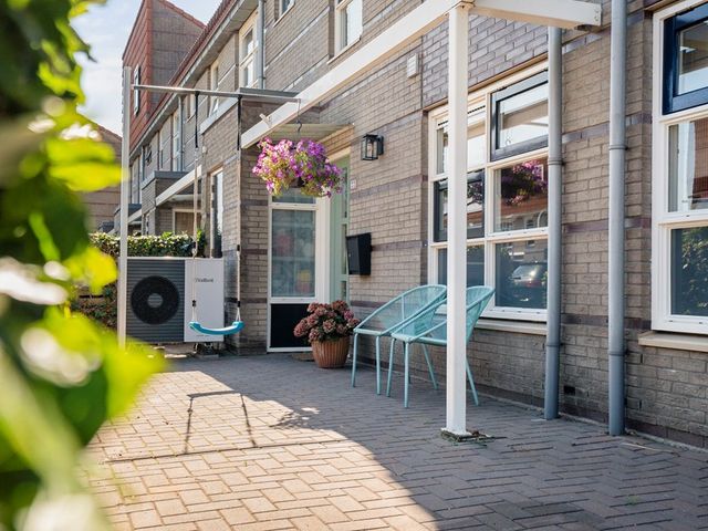 Zomertalinghof 22, Zwolle