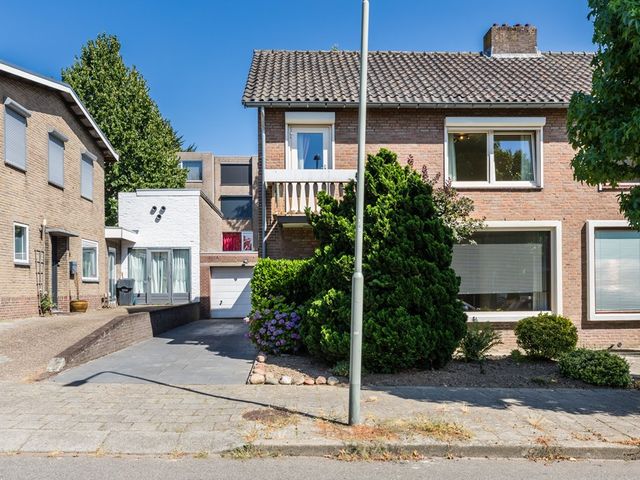 Penrisstraat 17, Geleen