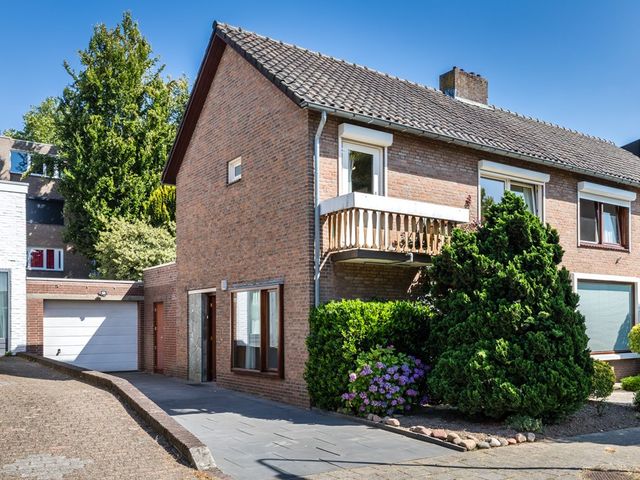 Penrisstraat 17, Geleen