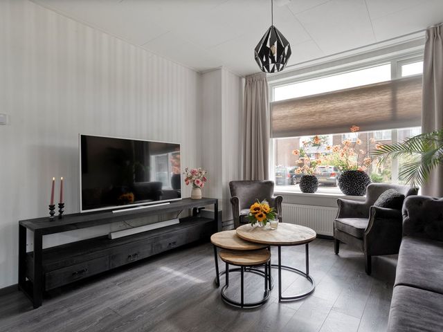Saturnusstraat 11, De Krim