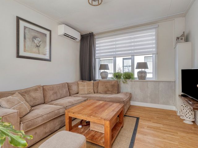Plevierstraat 10, Hengstdijk