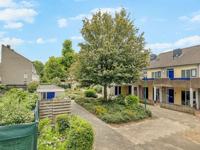 Bloemstede 688, Maarssen