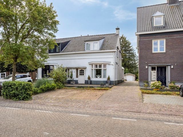 Hoogstraat 82, Berlicum