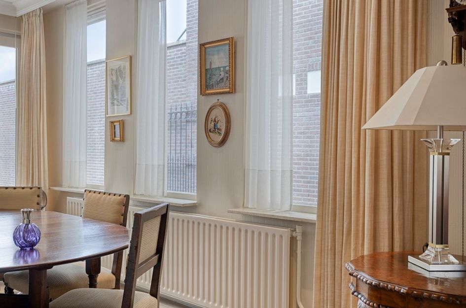 Hoogstraat 82