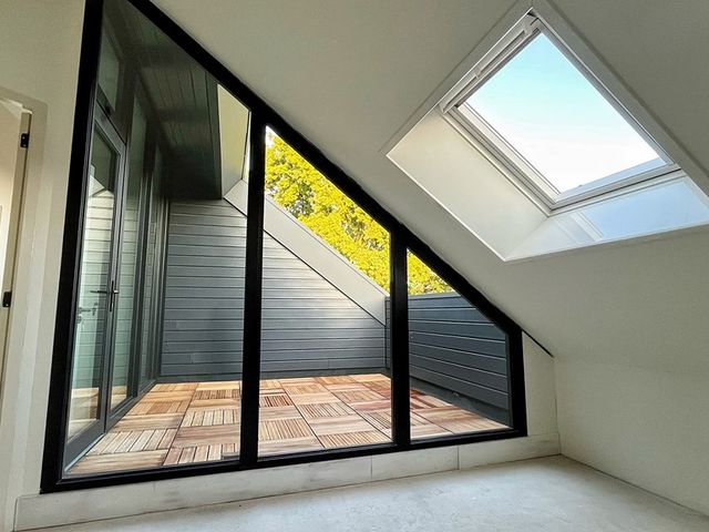 De Hut 8B, Ingber