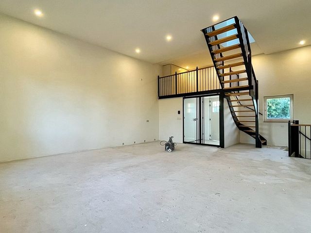 De Hut 8B, Ingber