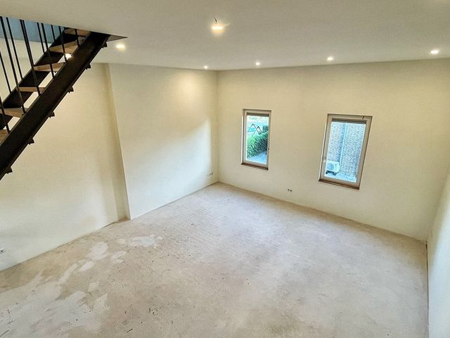 De Hut 8B, Ingber
