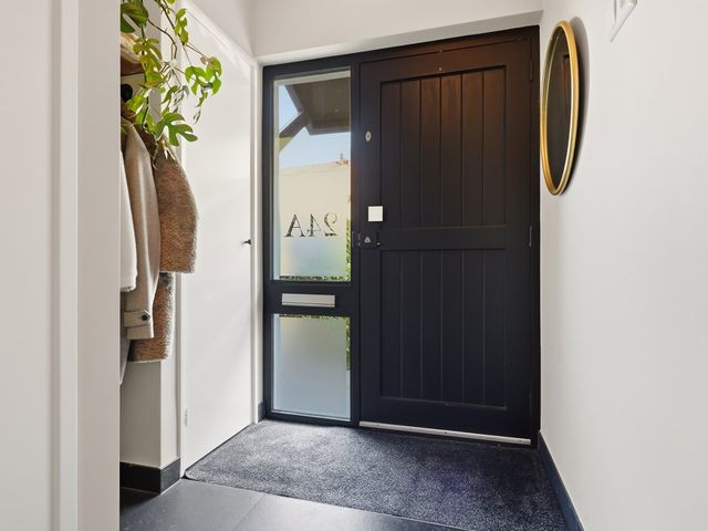 De Terp 24a, Uitgeest