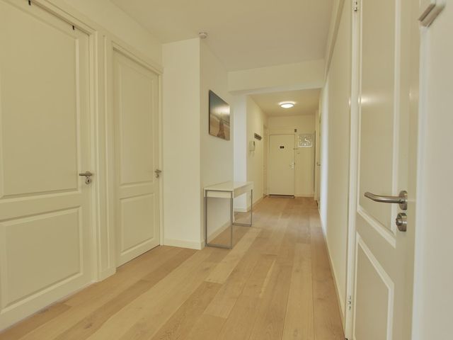 Meander 807, Amstelveen