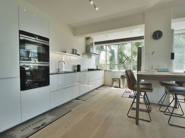 Meander 807, Amstelveen