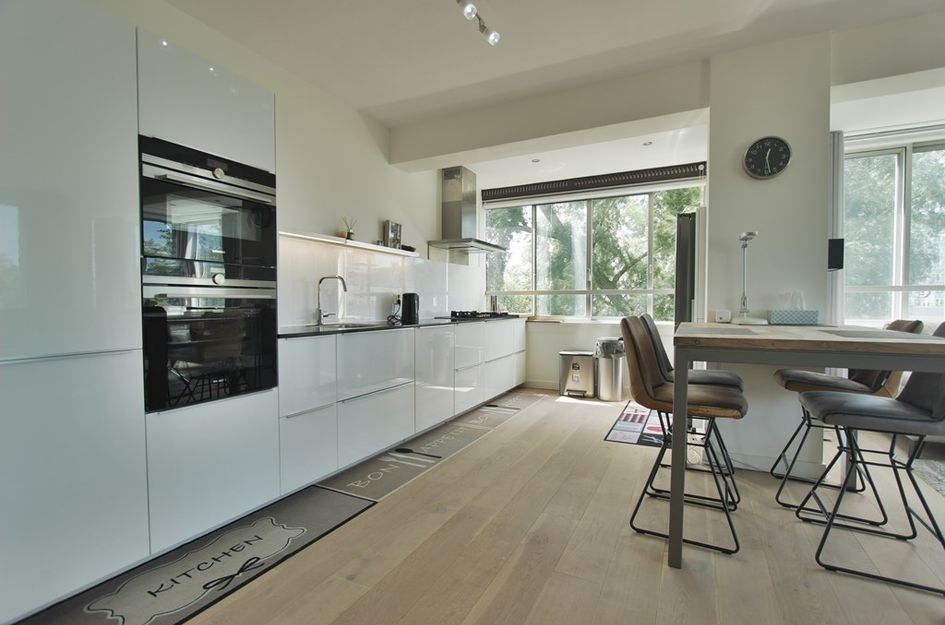 Meander 807