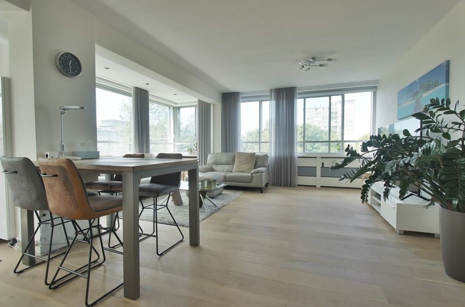 Meander 807