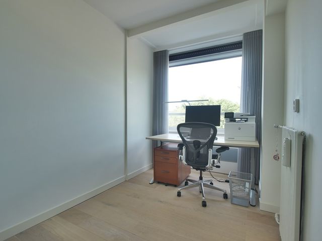Meander 807, Amstelveen