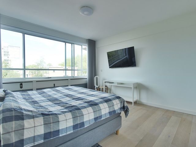 Meander 807, Amstelveen