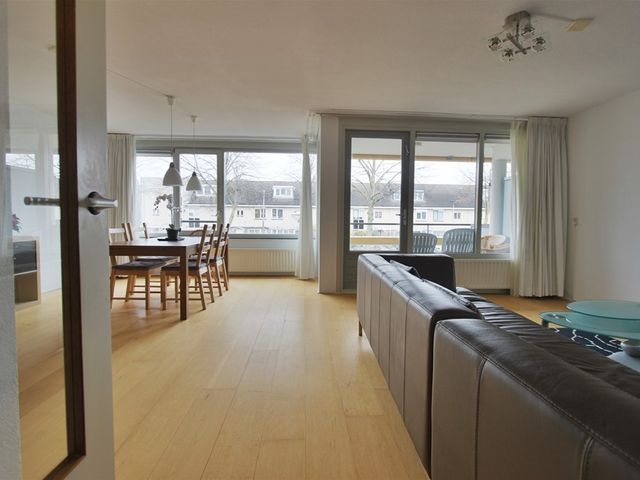 Dignahoeve 54, Amstelveen