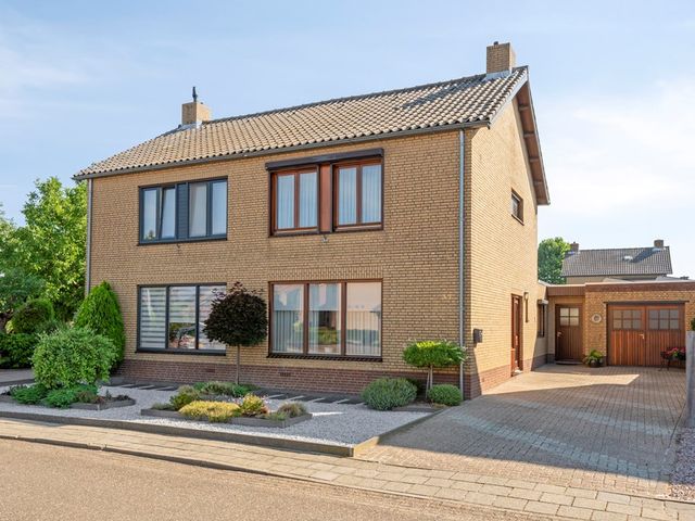 Kampstraat 37, Susteren