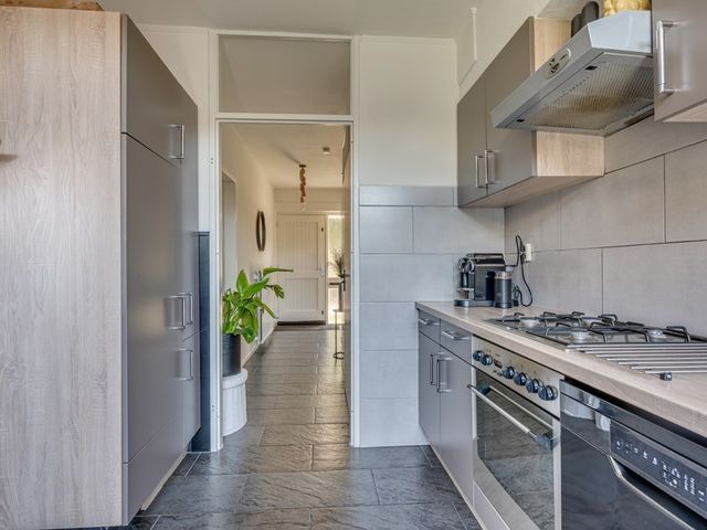 Burg van Leentstraat 80, Grubbenvorst