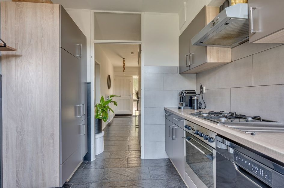 Burg van Leentstraat 80