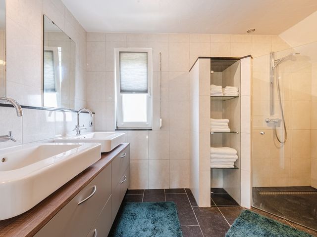 Lariksstraat 74, Echt