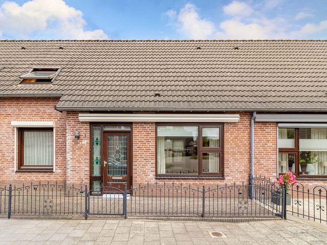 Voor Anker 15, Bunschoten-Spakenburg