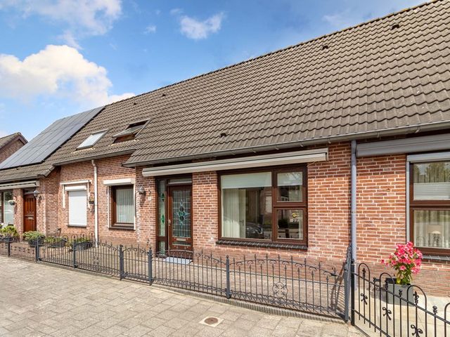 Voor Anker 15, Bunschoten-Spakenburg