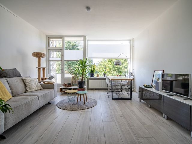 van Ruysdaellaan 34, Leidschendam
