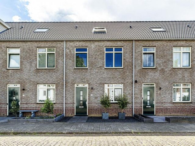 Hobbemastraat 5, Zwijndrecht