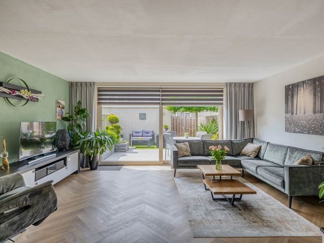 Ballade 105, Zwijndrecht