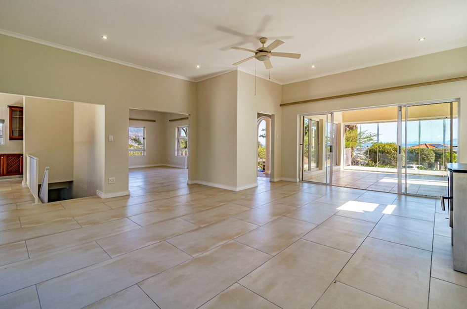 Thyme Close 7