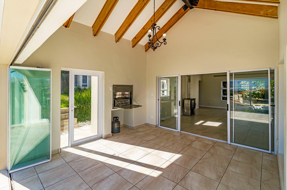 Thyme Close 7