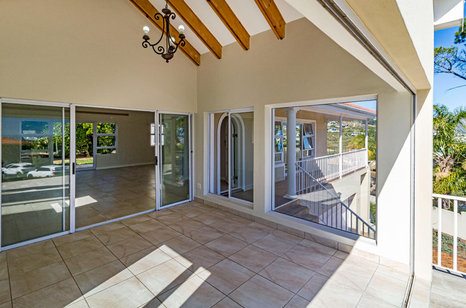 Thyme Close 7