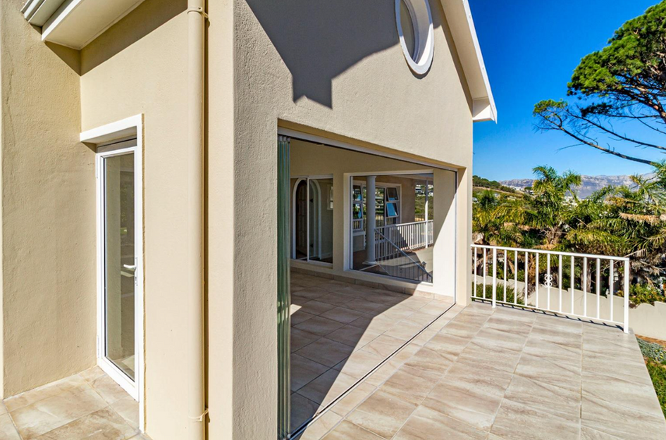 Thyme Close 7