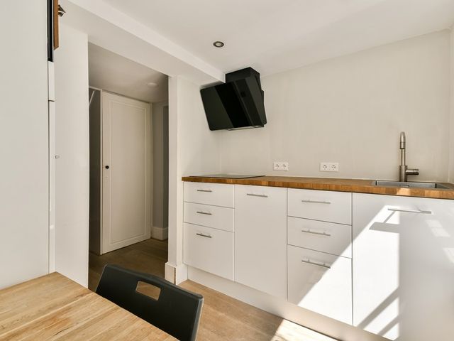 Gouwenaarssteeg 24, Amsterdam