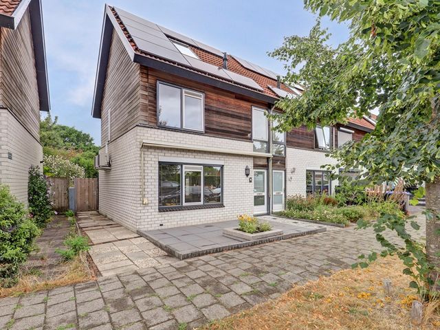 Hazelaar 18, Zeewolde