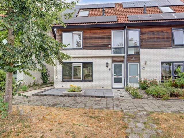 Hazelaar 18, Zeewolde