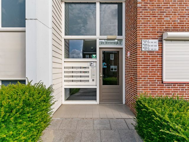 Rivierdijk 495, Sliedrecht