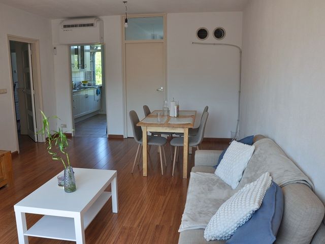 Carel van Manderstraat 45, Heemskerk