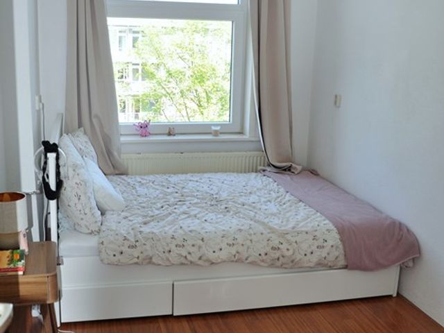 Carel van Manderstraat 45, Heemskerk
