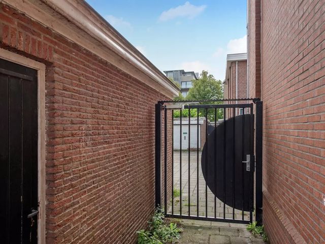Van Miereveltlaan 23, Delft