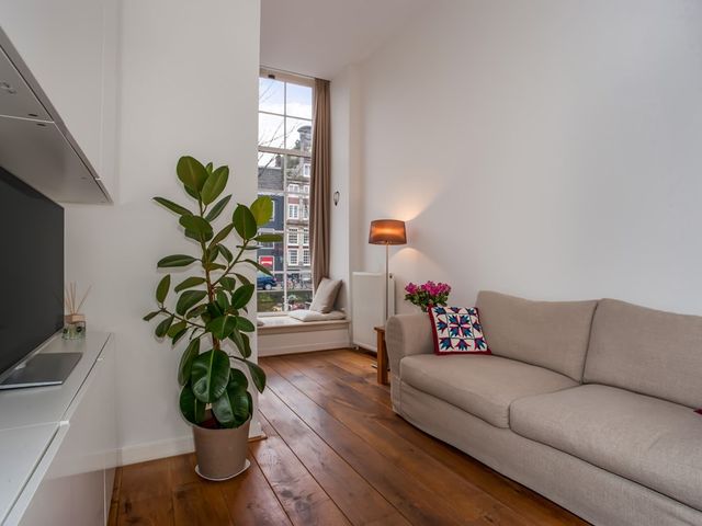 Oudezijds Voorburgwal 34, Amsterdam