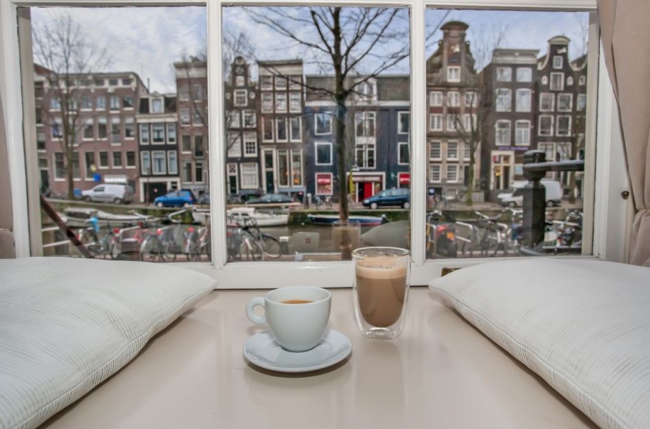 Oudezijds Voorburgwal 34