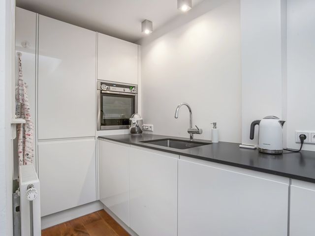 Oudezijds Voorburgwal 34, Amsterdam