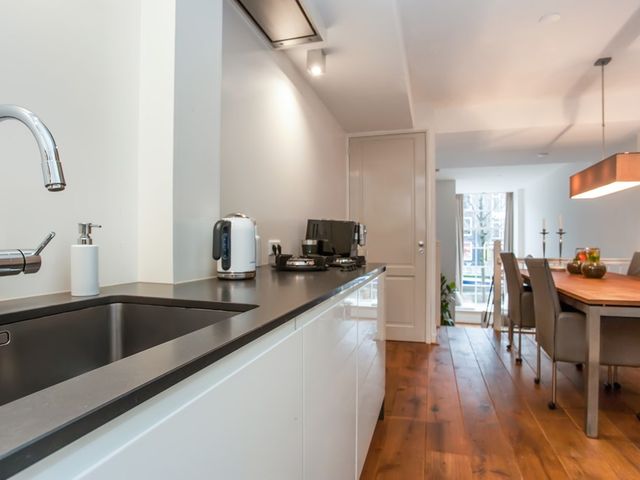 Oudezijds Voorburgwal 34, Amsterdam