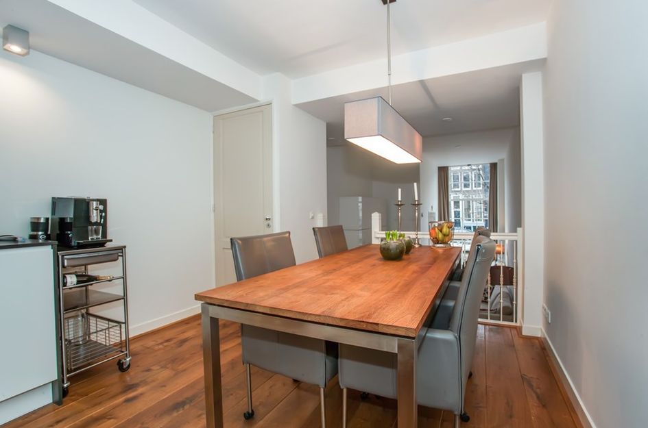 Oudezijds Voorburgwal 34