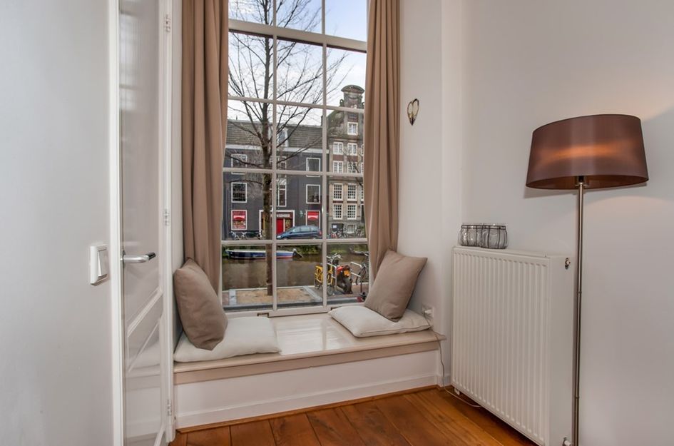 Oudezijds Voorburgwal 34