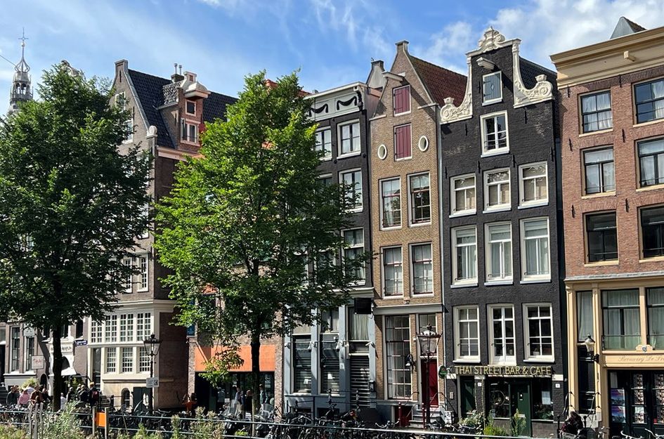 Oudezijds Voorburgwal 34
